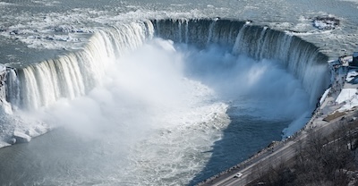 불확실한 시대, 비상금 현명하게 관리하기: 최신 금융교육 트렌드